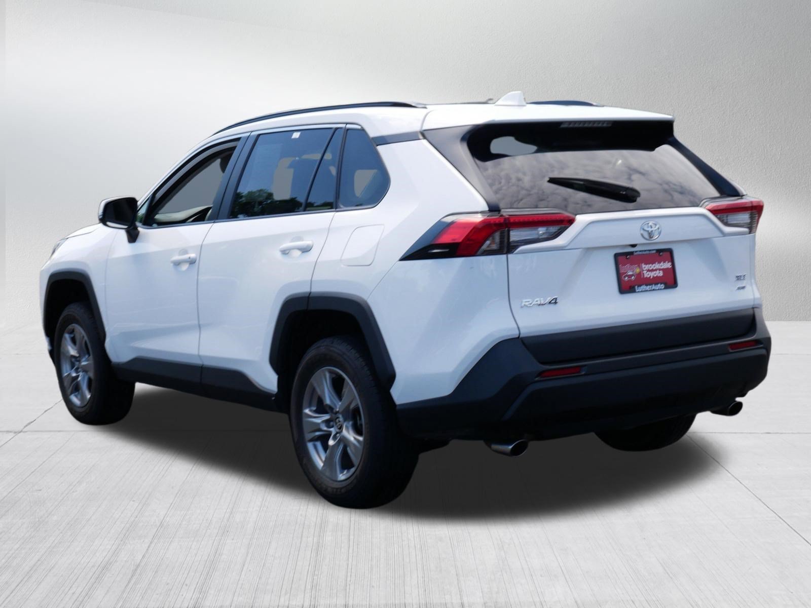 Certified Used 2025 ICE CAP Toyota XLE image 5