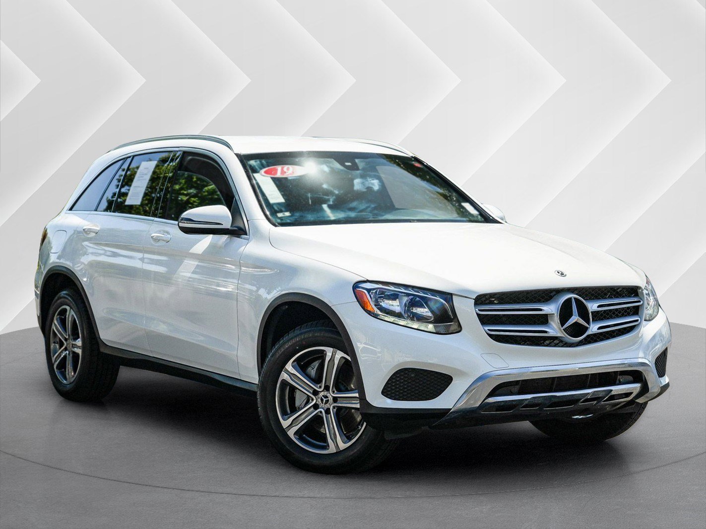 2019 Mercedes-Benz GLC GLC300's photo