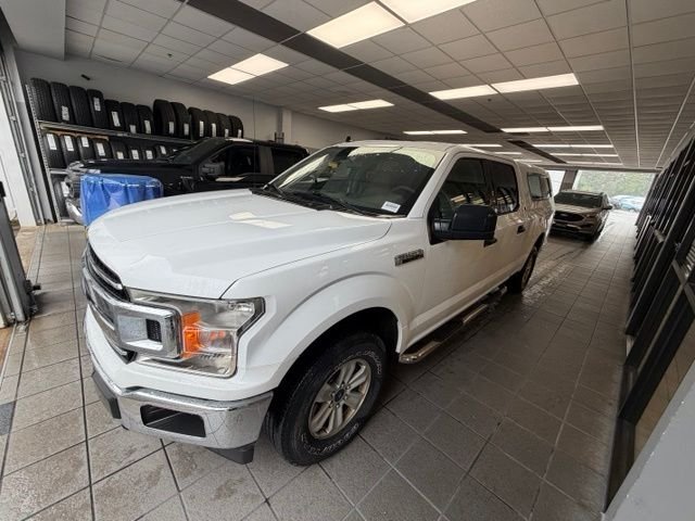 Used 2020 White Ford XLT image 2