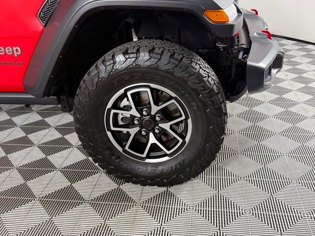 Certified Used 2025 Red Jeep Rubicon image 13