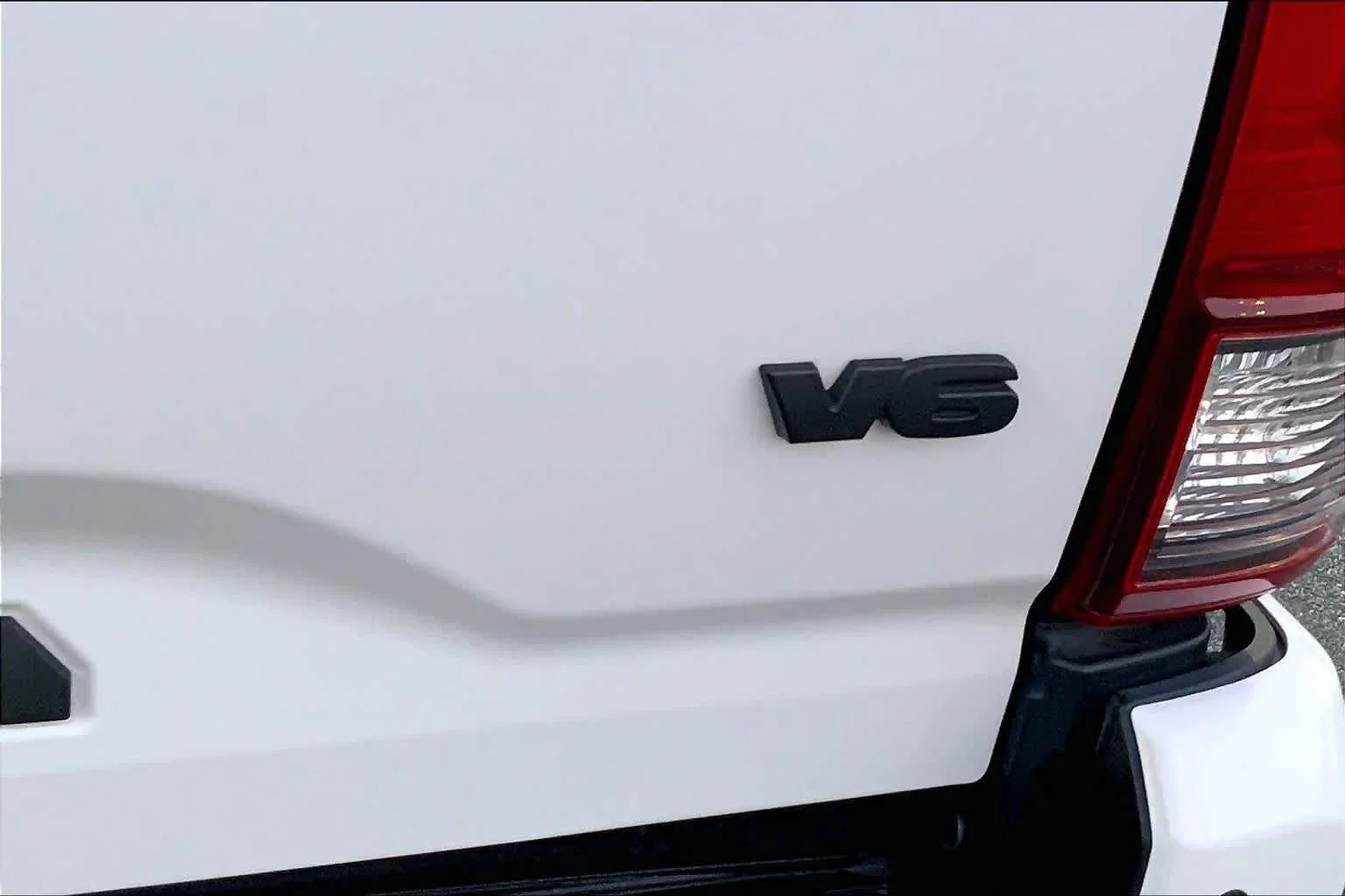 Used 2019 Super White Toyota TRD Off Road image 10