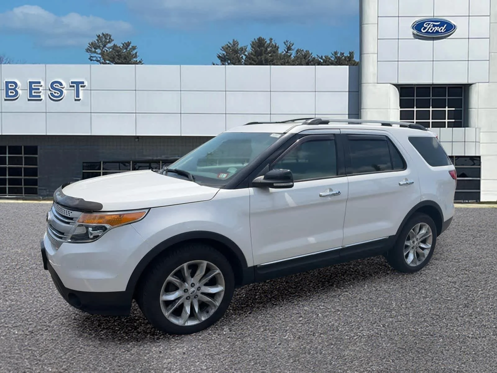 2015 Ford Explorer XLT 4x4's photo