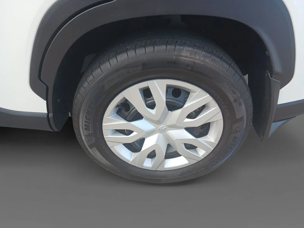 Used 2022 Beige Toyota L image 8