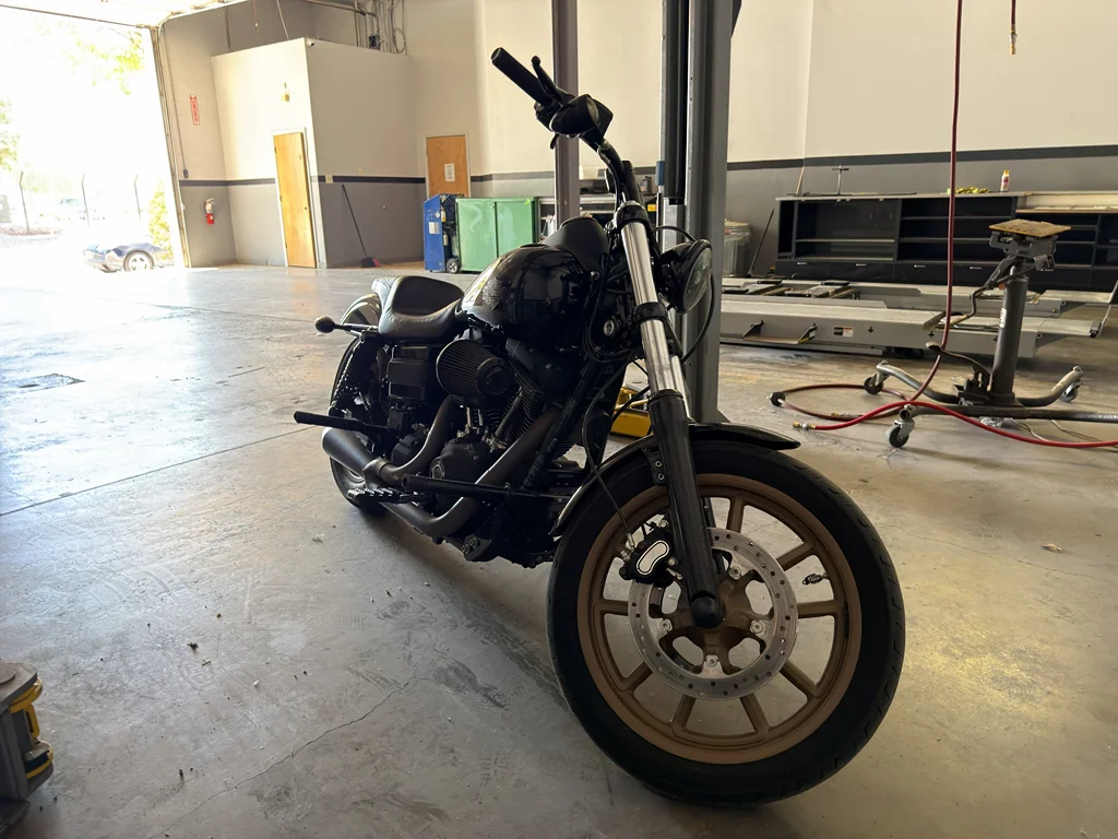 Used 2017 Black Harley-Davidson  image 2