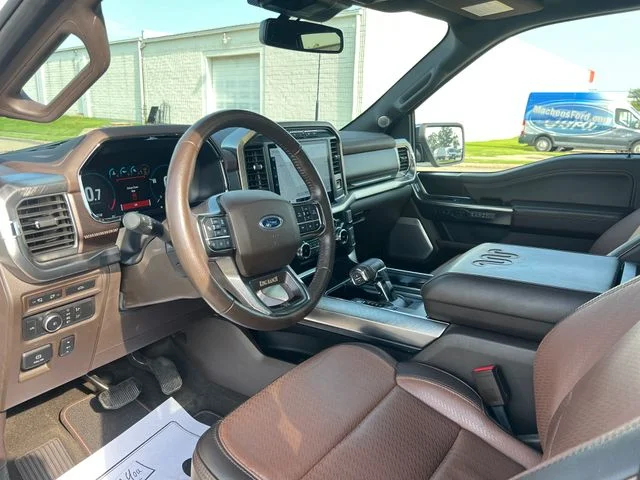 Used 2022 White Ford King Ranch image 38