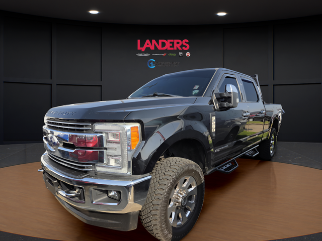 2017 Ford Super Duty F-250 Lariat