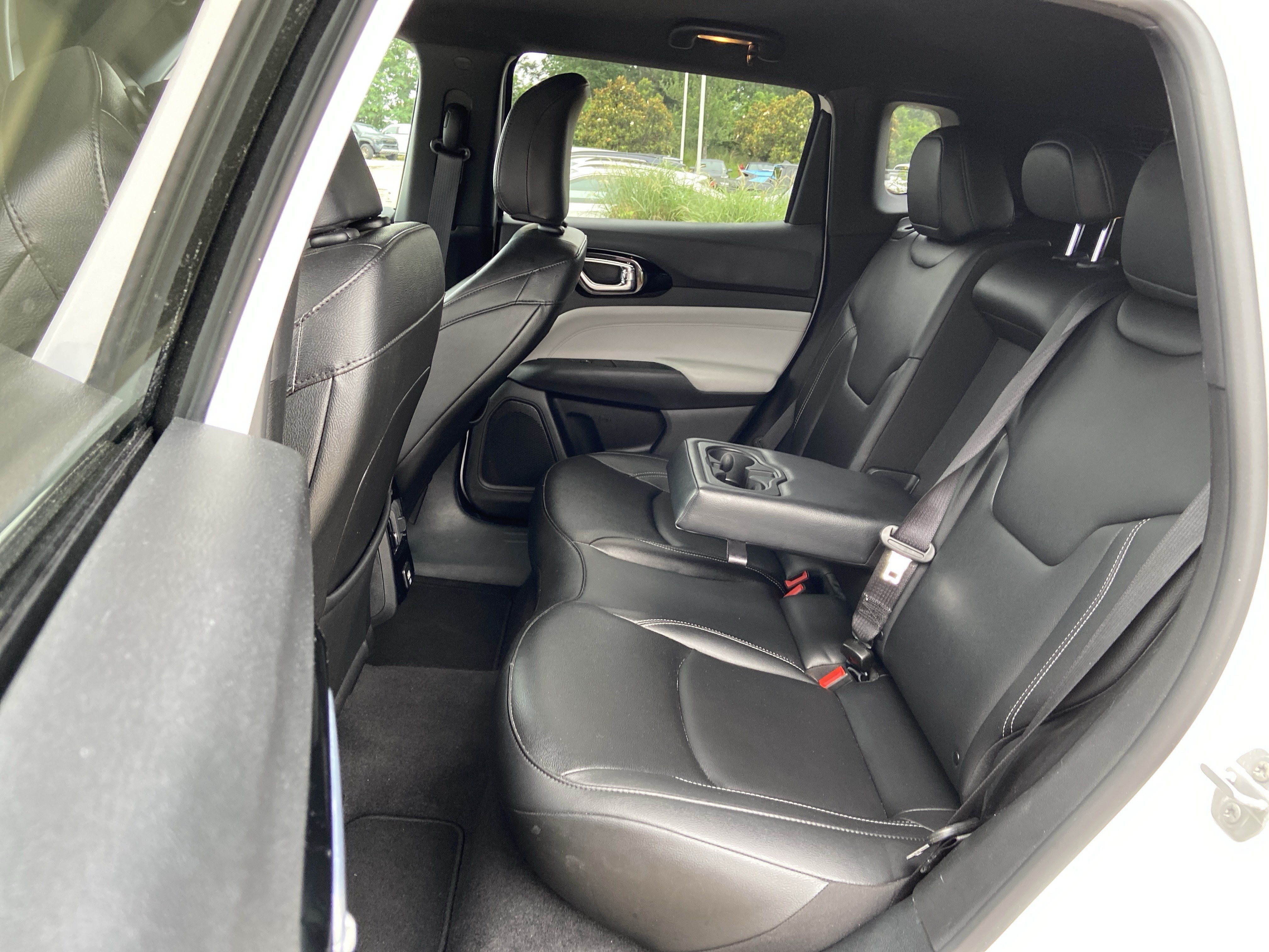 2025 Jeep Compass Limited - Photo 16