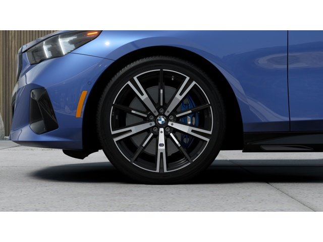 New 2027 Phytonic Blue Metallic BMW 540i xDRIVE image 7