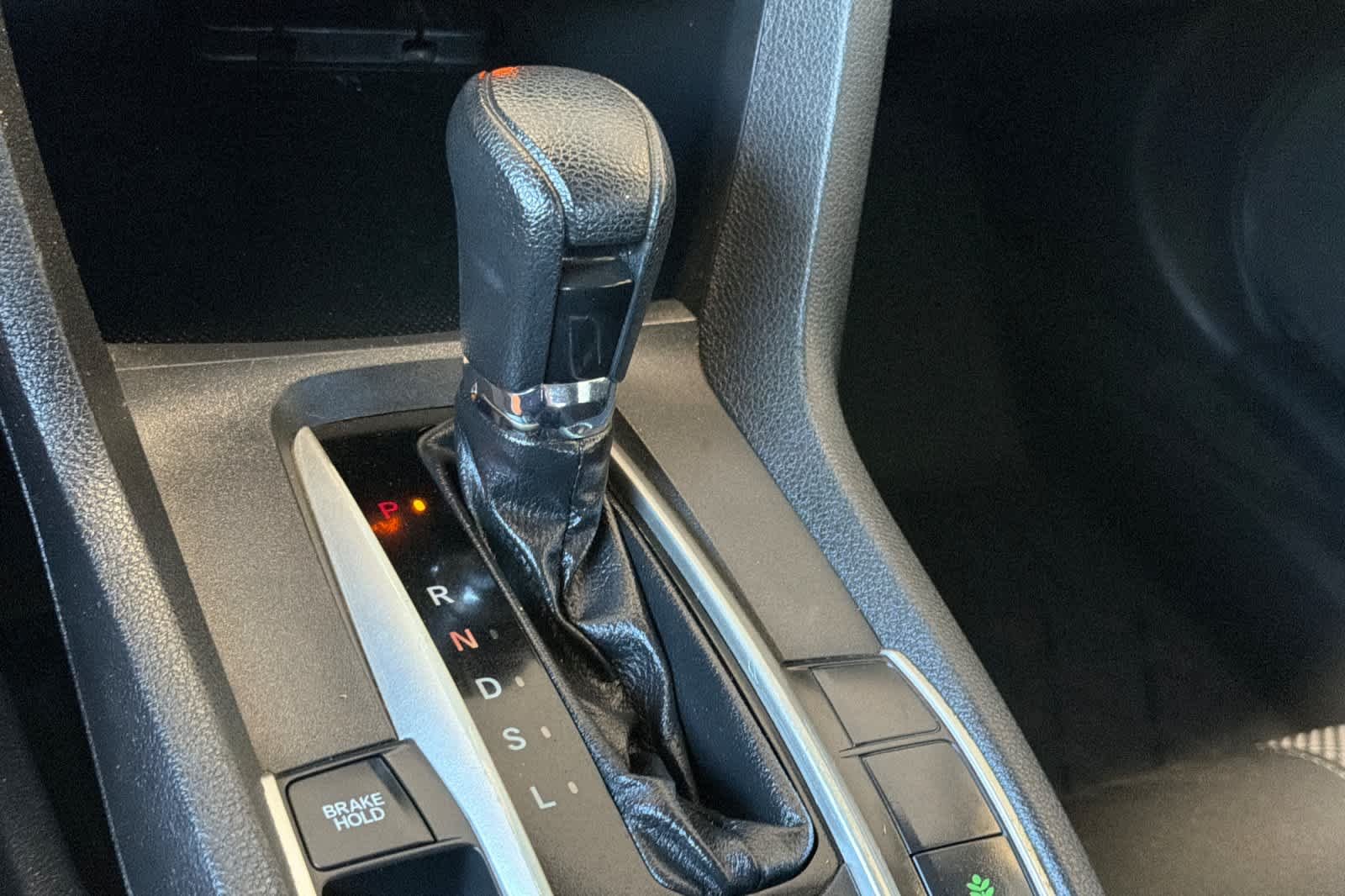 Used 2019 Molten Lava Pearl Honda LX image 21