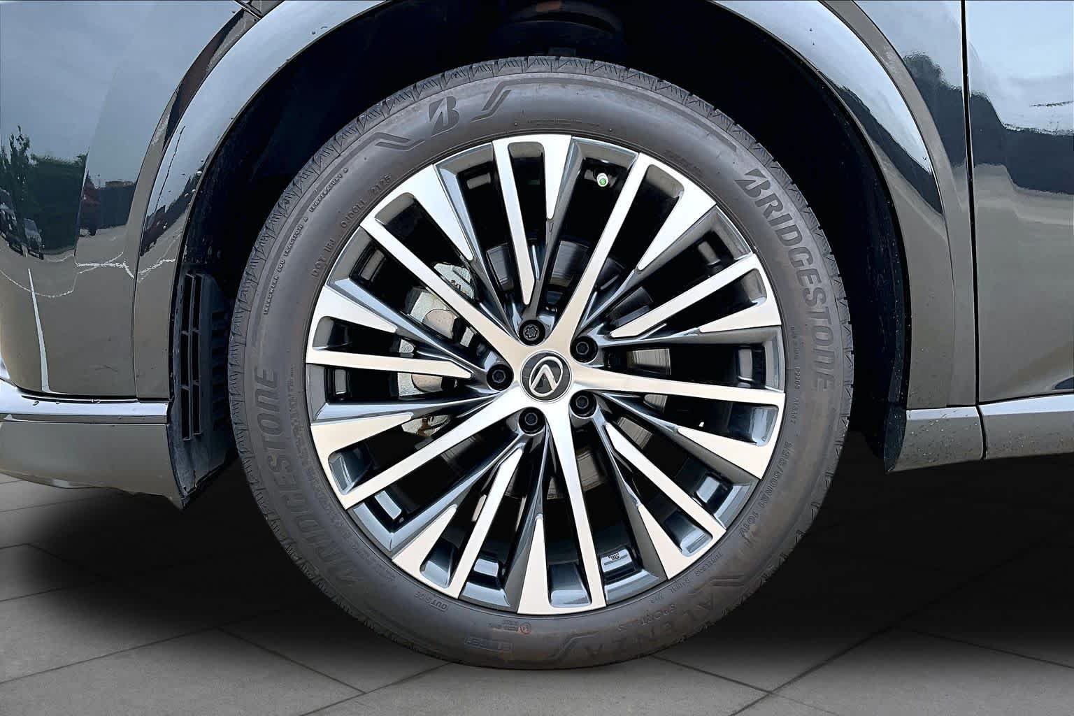 Used 2025 Caviar Lexus Premium Plus image 11