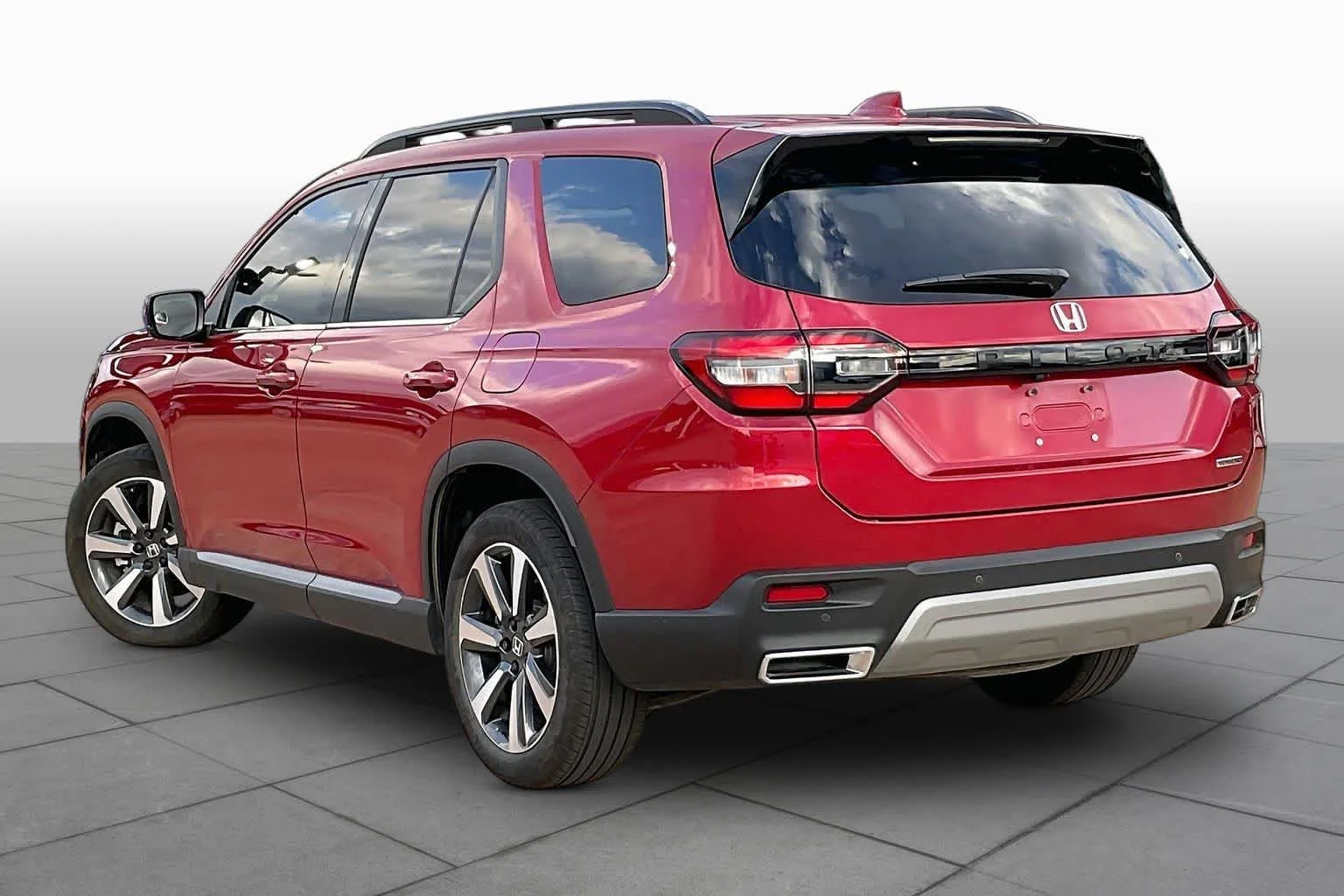 2025 Honda Pilot Touring - Photo 24