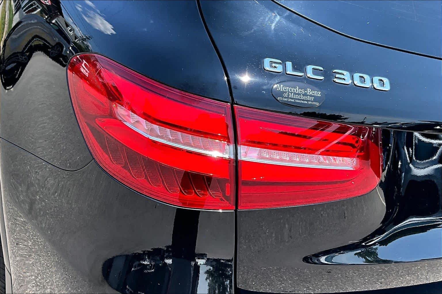 Used 2018 Black Mercedes-Benz GLC 300 image 24