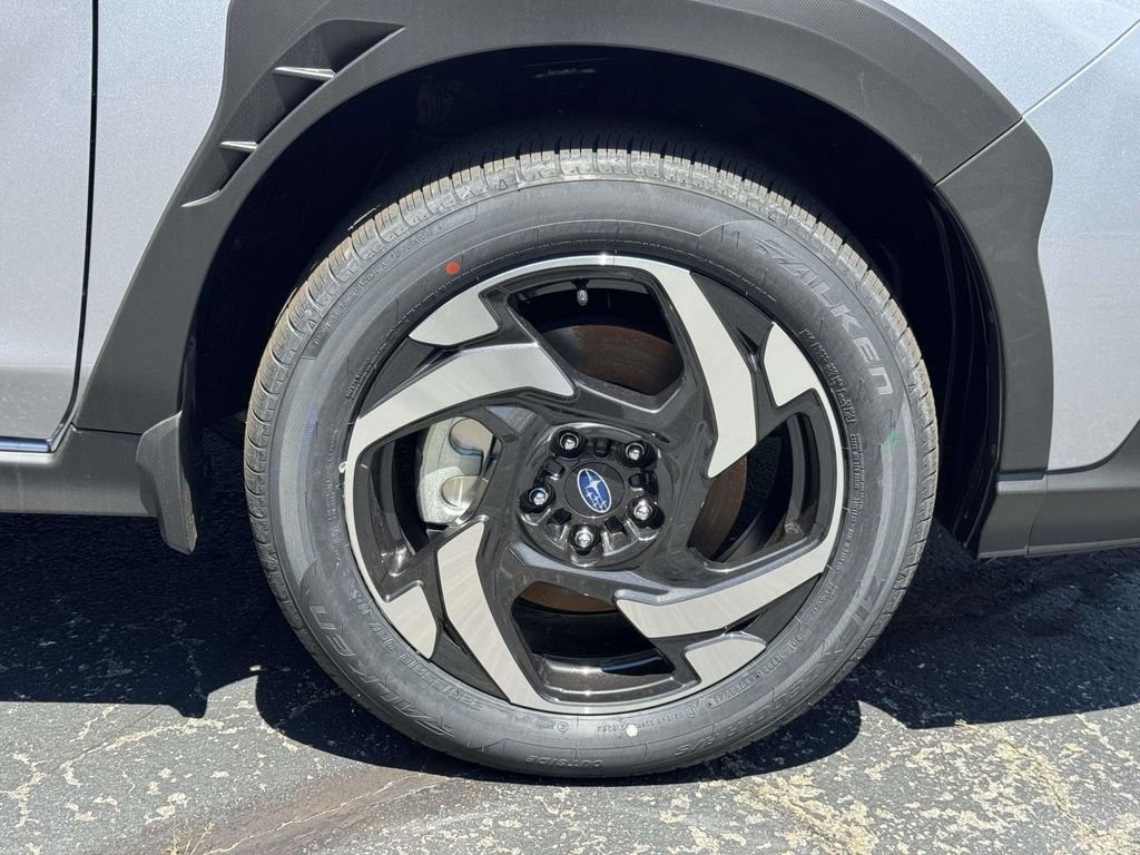 New 2026 ICE SILVER METALLIC Subaru Limited Hybrid image 7