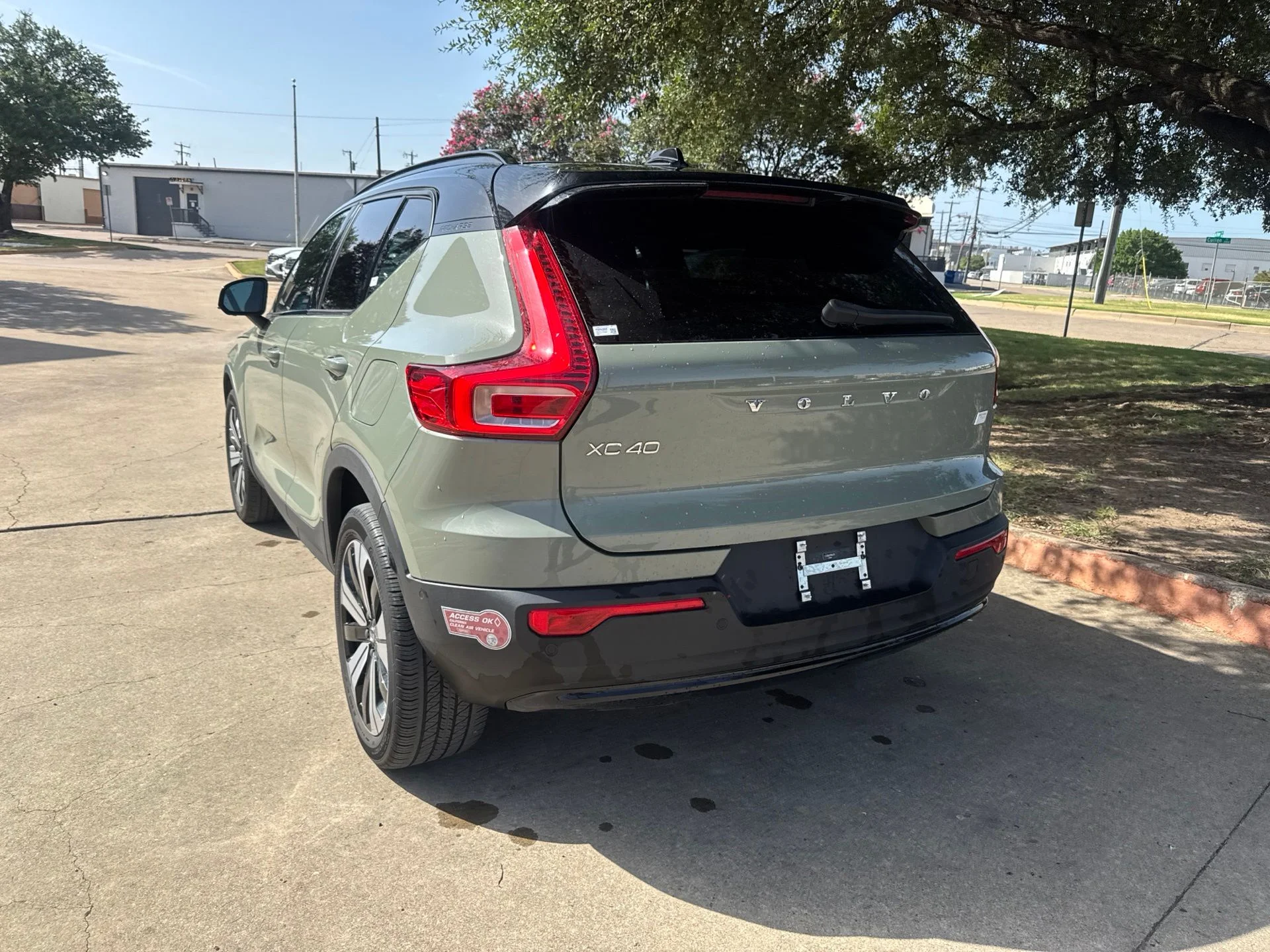 Certified Used 2023 Sage Green Volvo Plus image 7