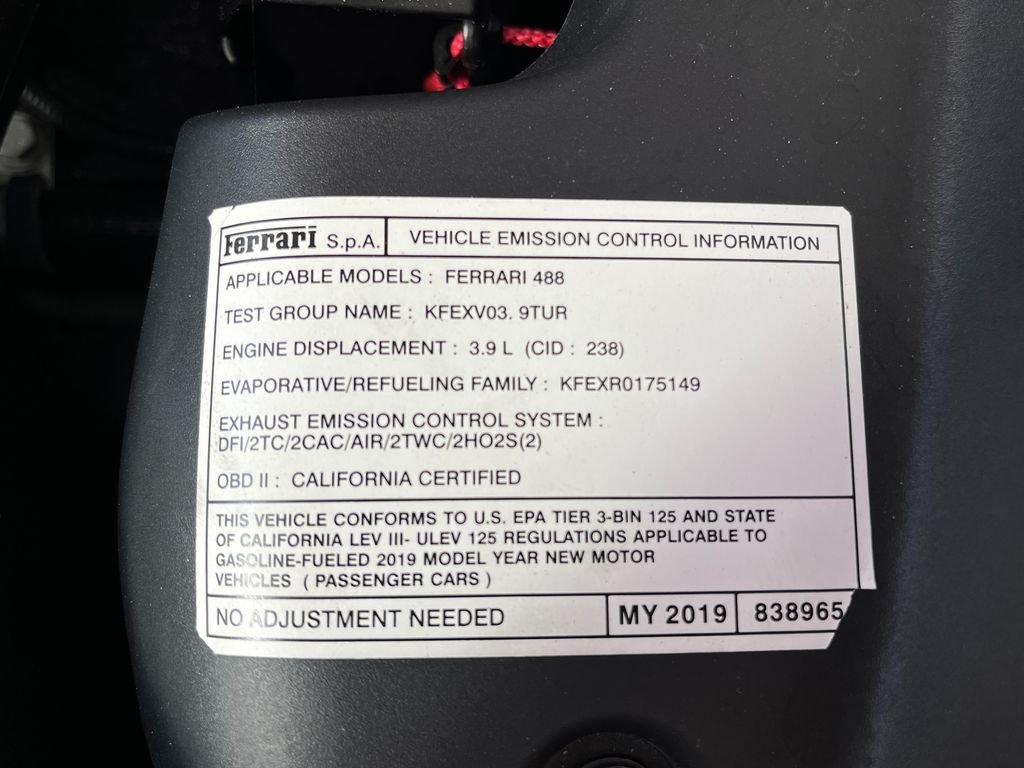 Used 2019 Red Ferrari Base image 27