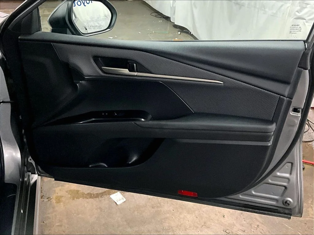 Used 2025  Toyota SE image 12