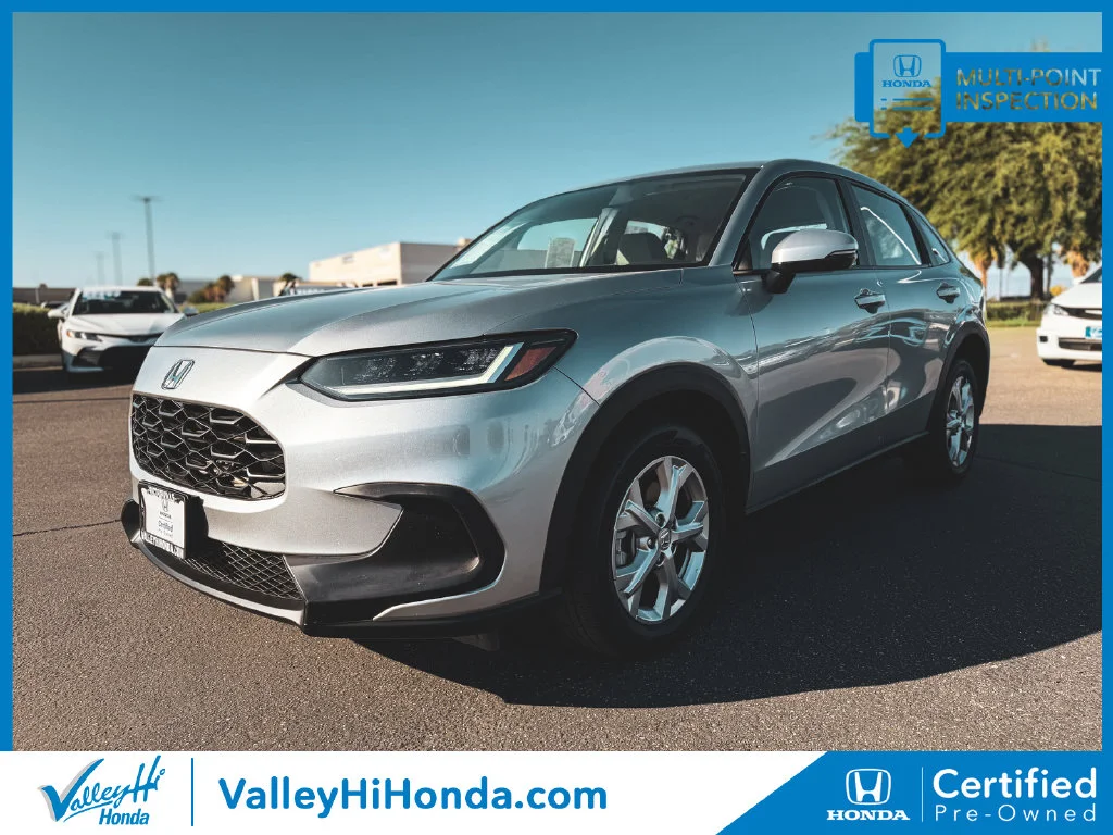 Certified Used 2025 Lunar Silver Metallic Honda AWD LX image 3
