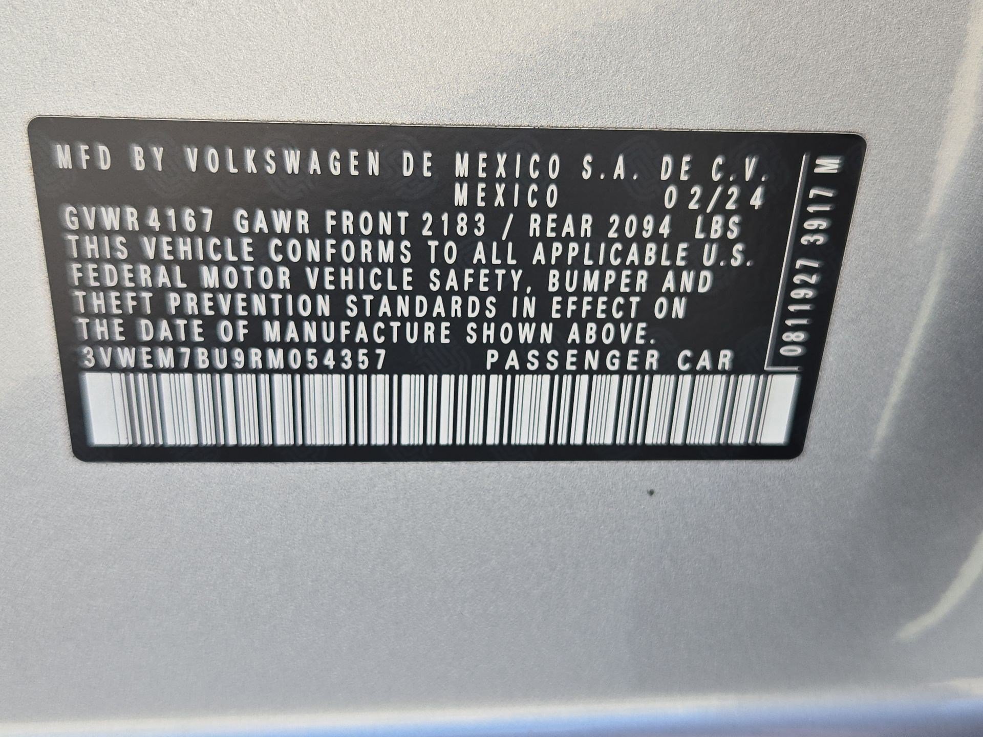 Used 2024 Silver Volkswagen SE image 33