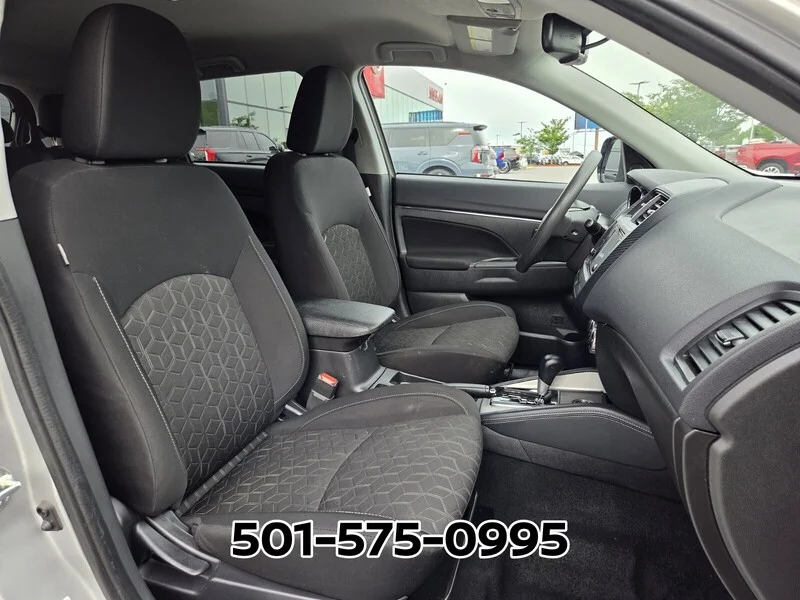 Used 2024 SILVER MITSUBISHI S 2.0 AWC image 22