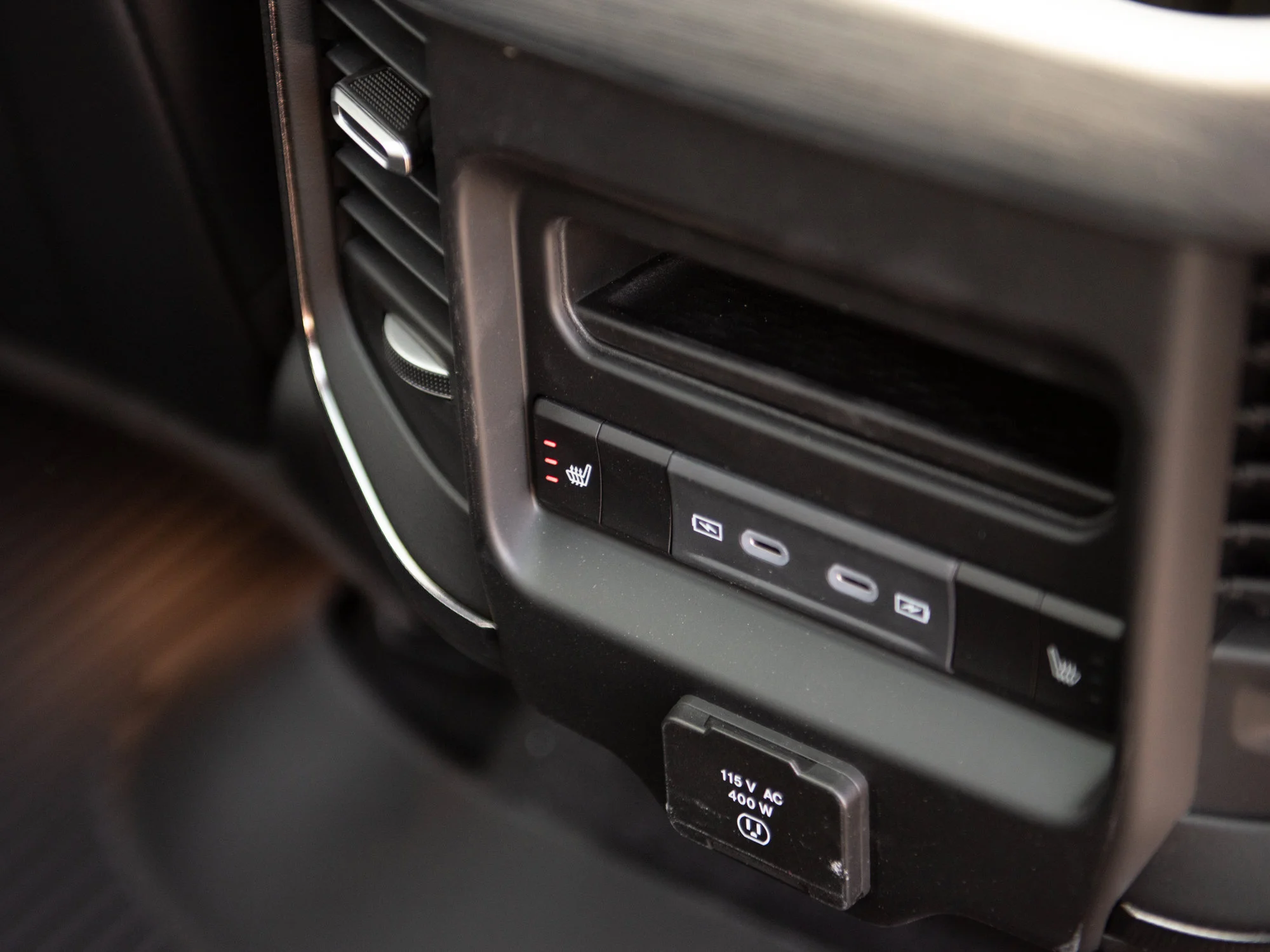 New 2026 Black RAM Sport* image 22
