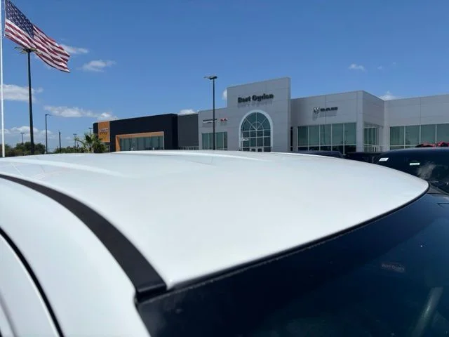 Used 2022 White Chevrolet WT image 7