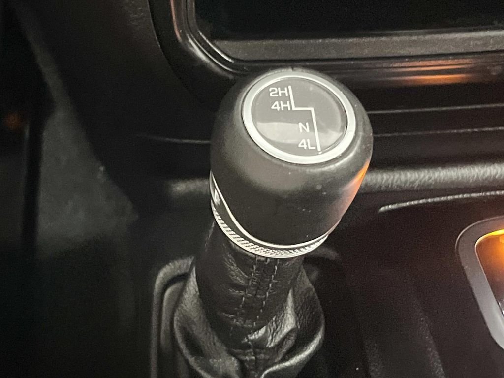 2020 Jeep Wrangler Unlimited Sahara Altitude - Photo 24