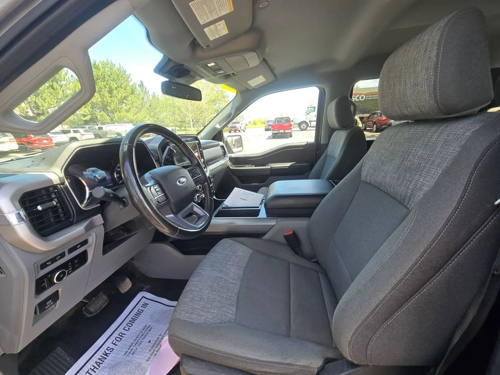 Used 2023 Gray Ford XLT image 8