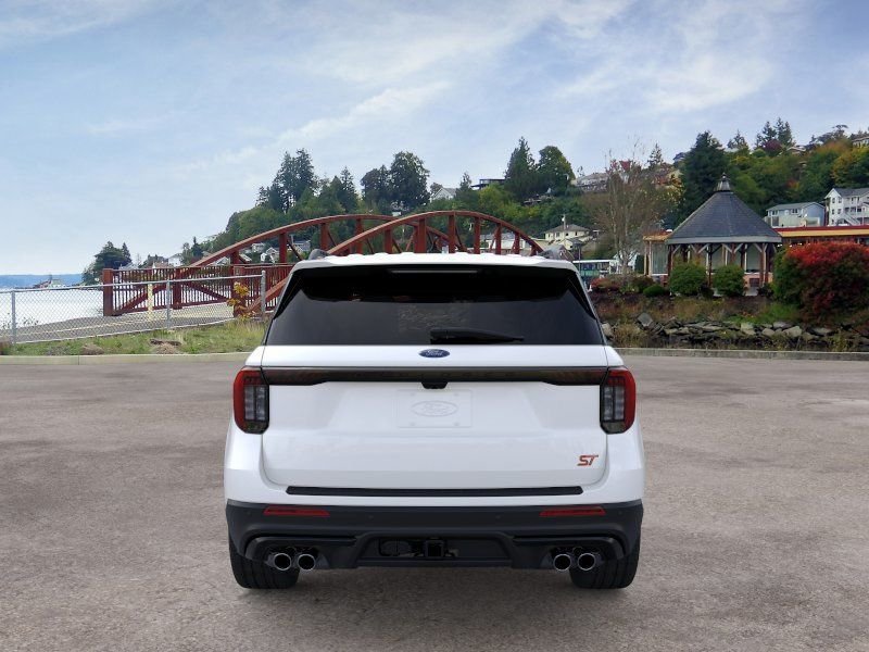 2026 Ford Explorer ST - Photo 7