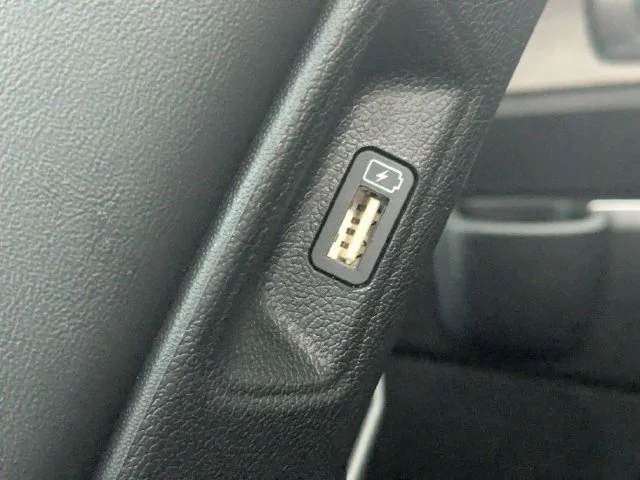 Used 2023 White Kia EX image 14