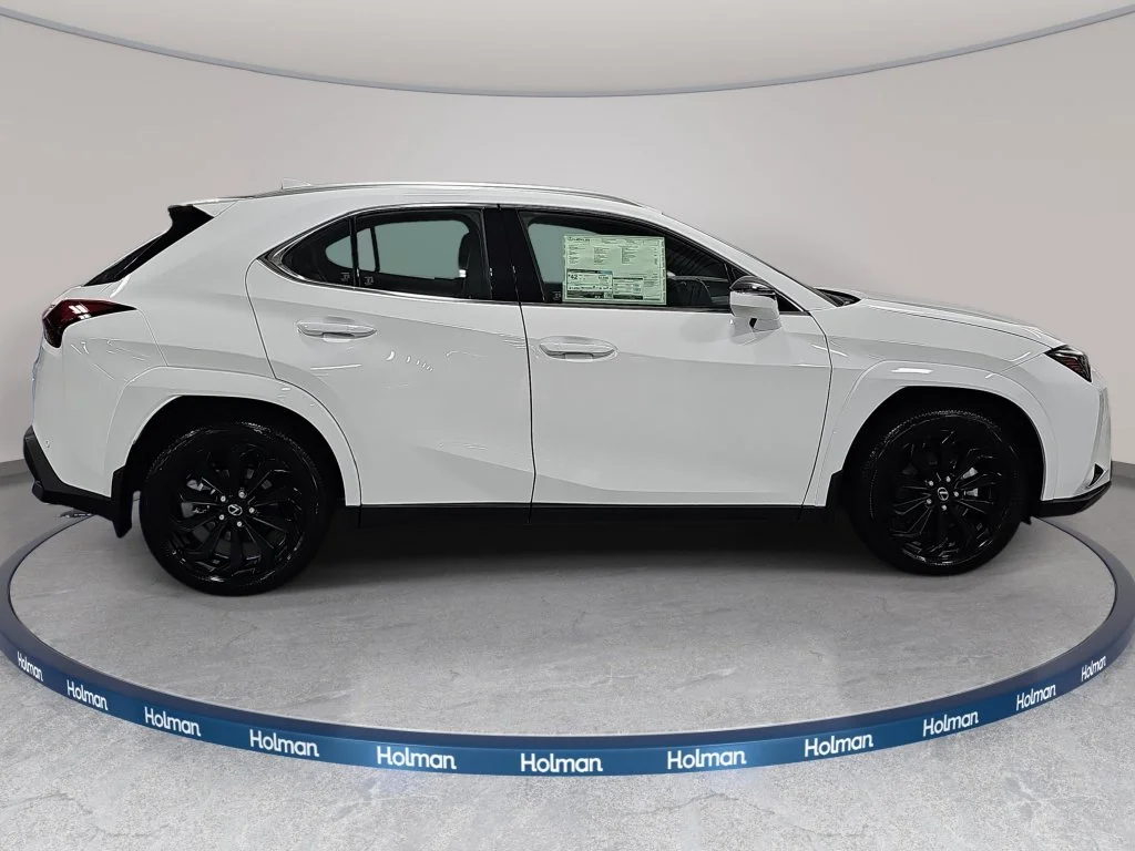 New 2026 Ultra White Lexus PREMIUM AWD image 4