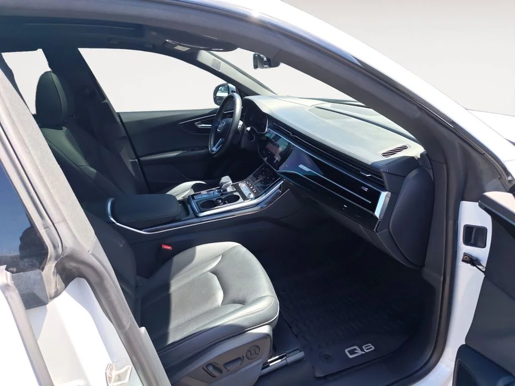 Used 2021 White Audi 55 Prestige image 15