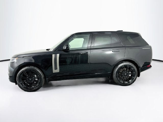 New 2027 Black Land Rover SE image 8