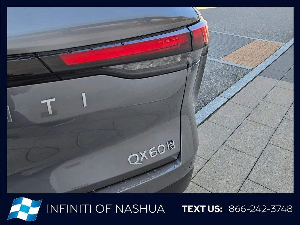 New 2027 GRAPHITE SHADOW INFINITI Luxe AWD image 12