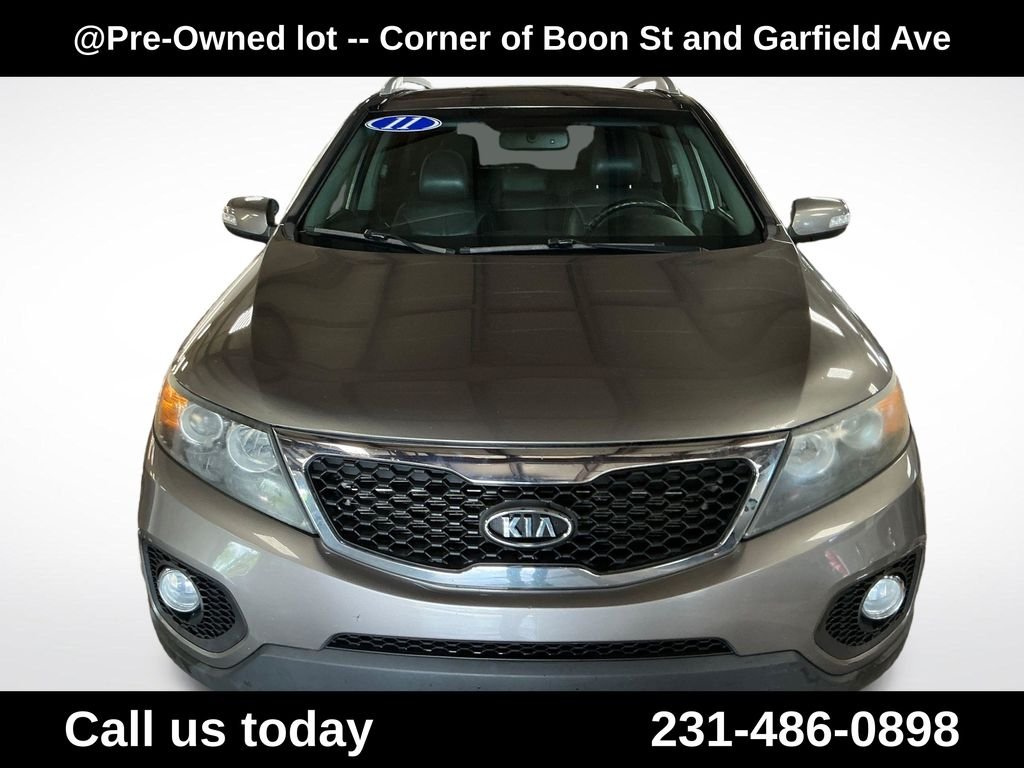 Used 2011 Silver Kia EX image 8
