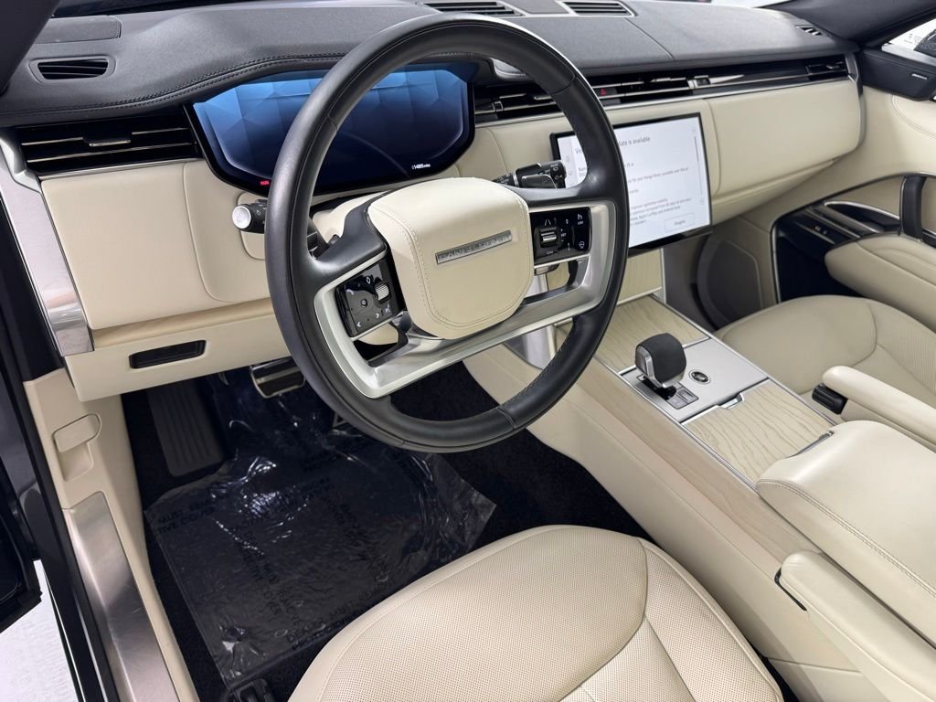 Used 2024 Carpathian Gray Premium Metallic Land Rover SE image 15