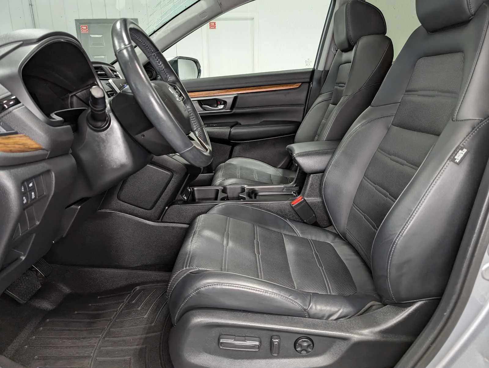 Used 2020 Lunar Silver Metallic Honda EX-L image 4