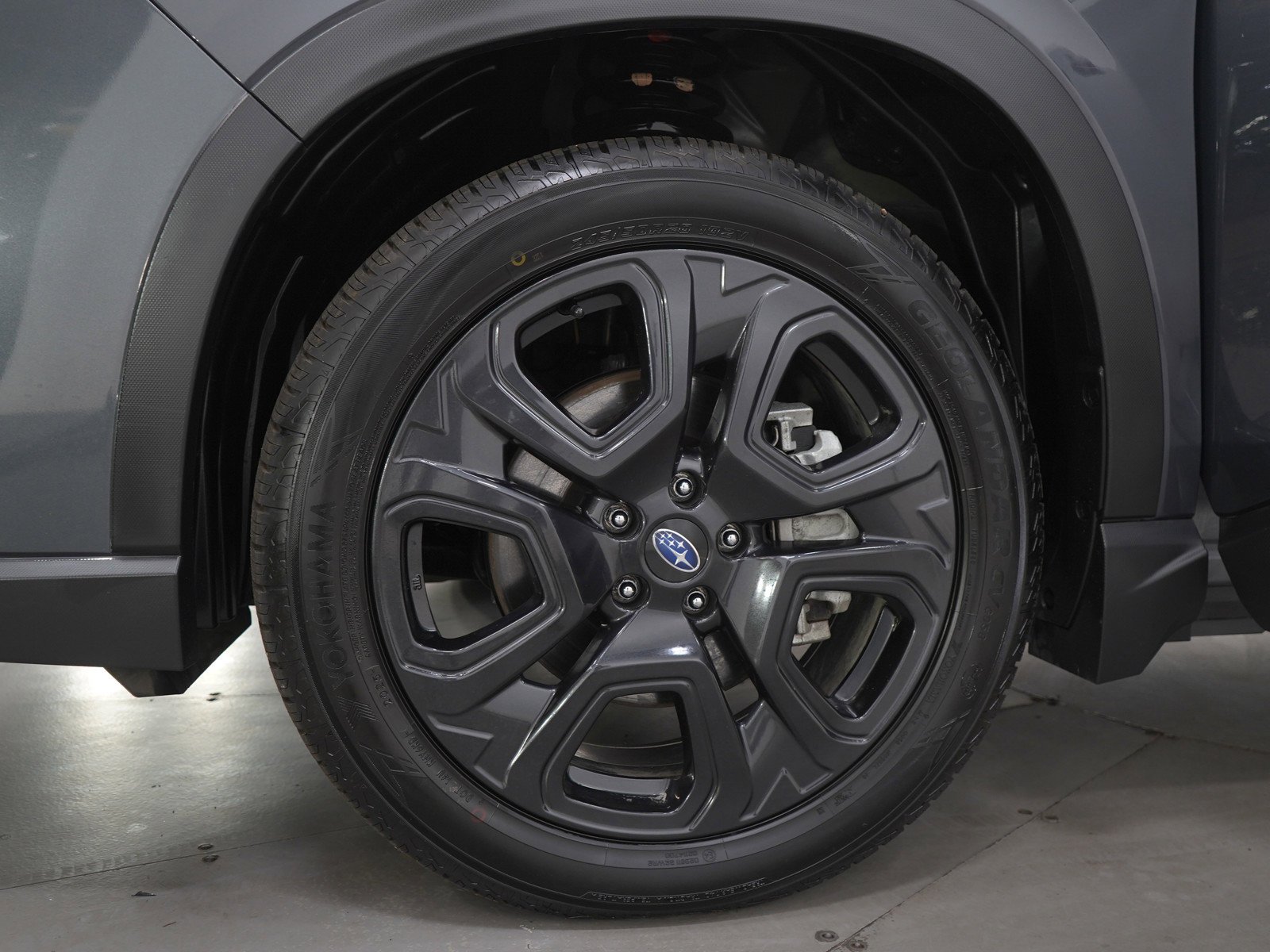 Used 2023 Magnetite Gray Metallic Subaru Onyx Edition image 33