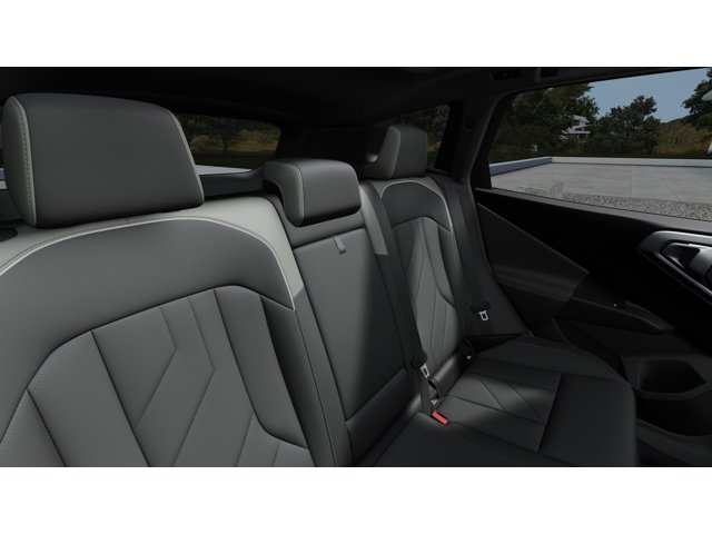 New 2026 Mineral White Metallic BMW 30 xDrive image 12
