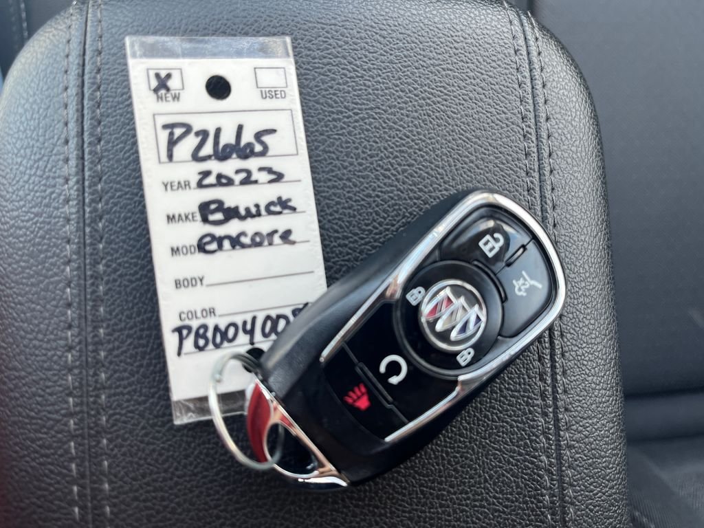 Used 2023 Ebony Twilight Metallic Buick Select image 24