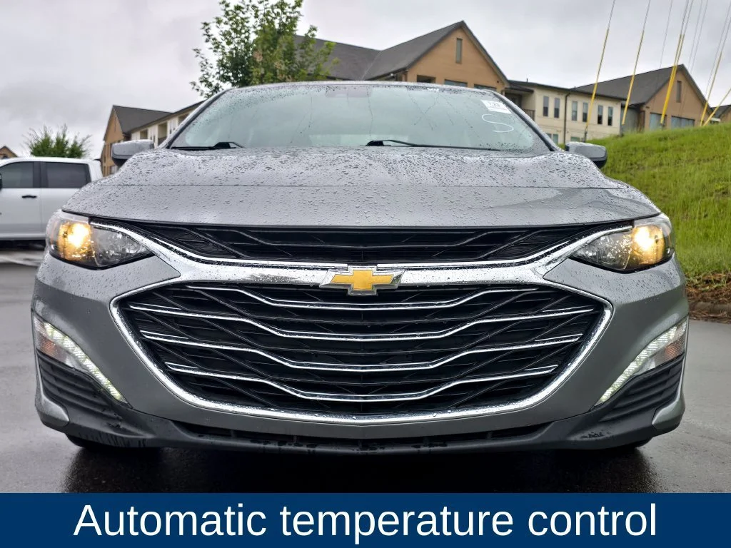 Used 2023 STERLING GRAY METALLIC Chevrolet LT image 5