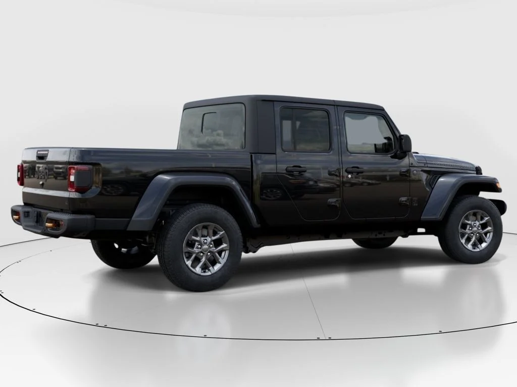 New 2026 Black Clear-Coat Exterior Paint Jeep 85th Anniversary Edition image 4