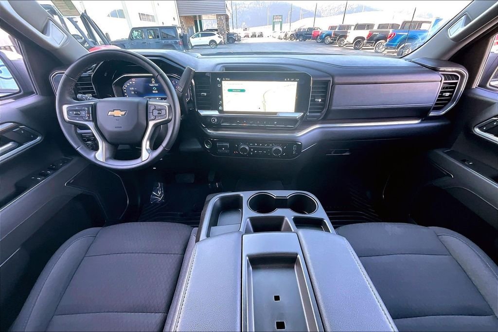 2025 Chevrolet Silverado 1500 LT - Photo 16