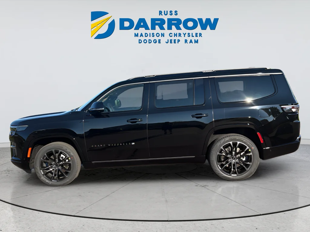 New 2026 High Gloss Black Exterior Paint Jeep Summit Reserve image 2
