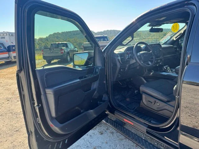 Used 2022 Black Ford XLT image 11