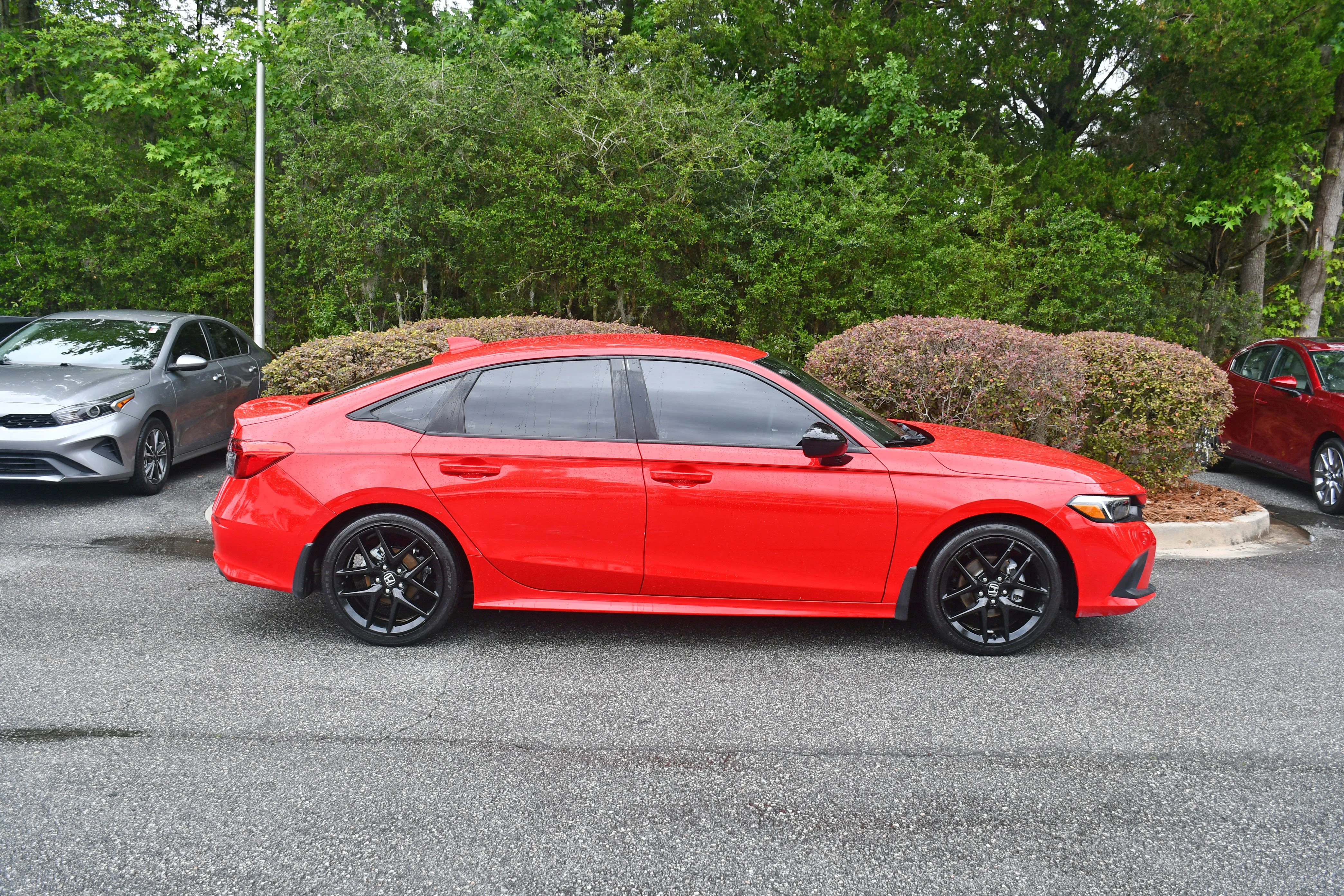 Used 2024  Honda Sport image 4