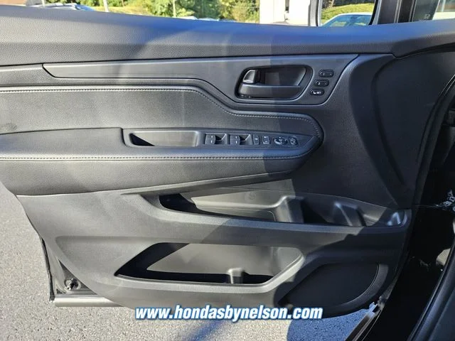 2026 Honda Odyssey EX-L - Photo 16