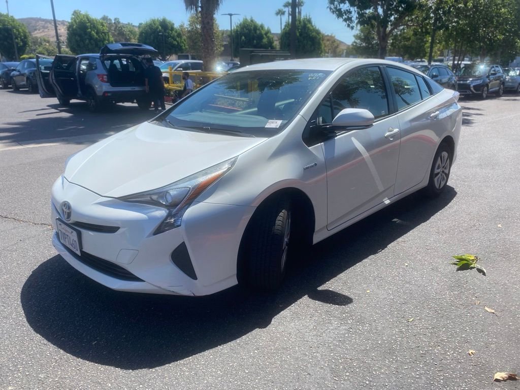 Used 2016 White Toyota Four image 4