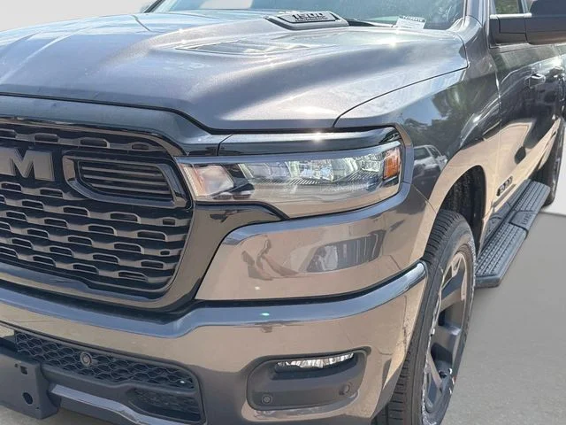 New 2026 Granite Crystal Metallic Clear-Coat Exterior Paint RAM Express image 10