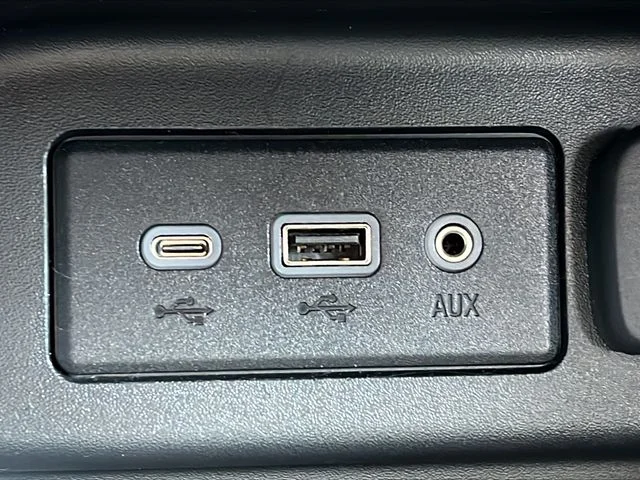 Used 2023 Gray Chevrolet LT image 17