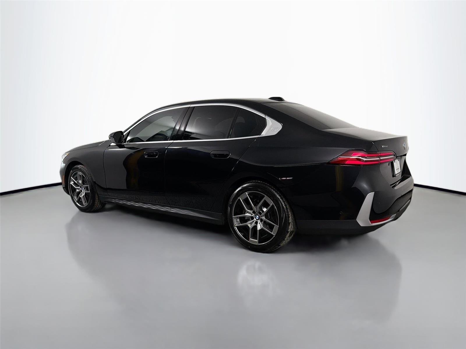 New 2026 Black Sapphire Metallic BMW 530i xDrive image 8